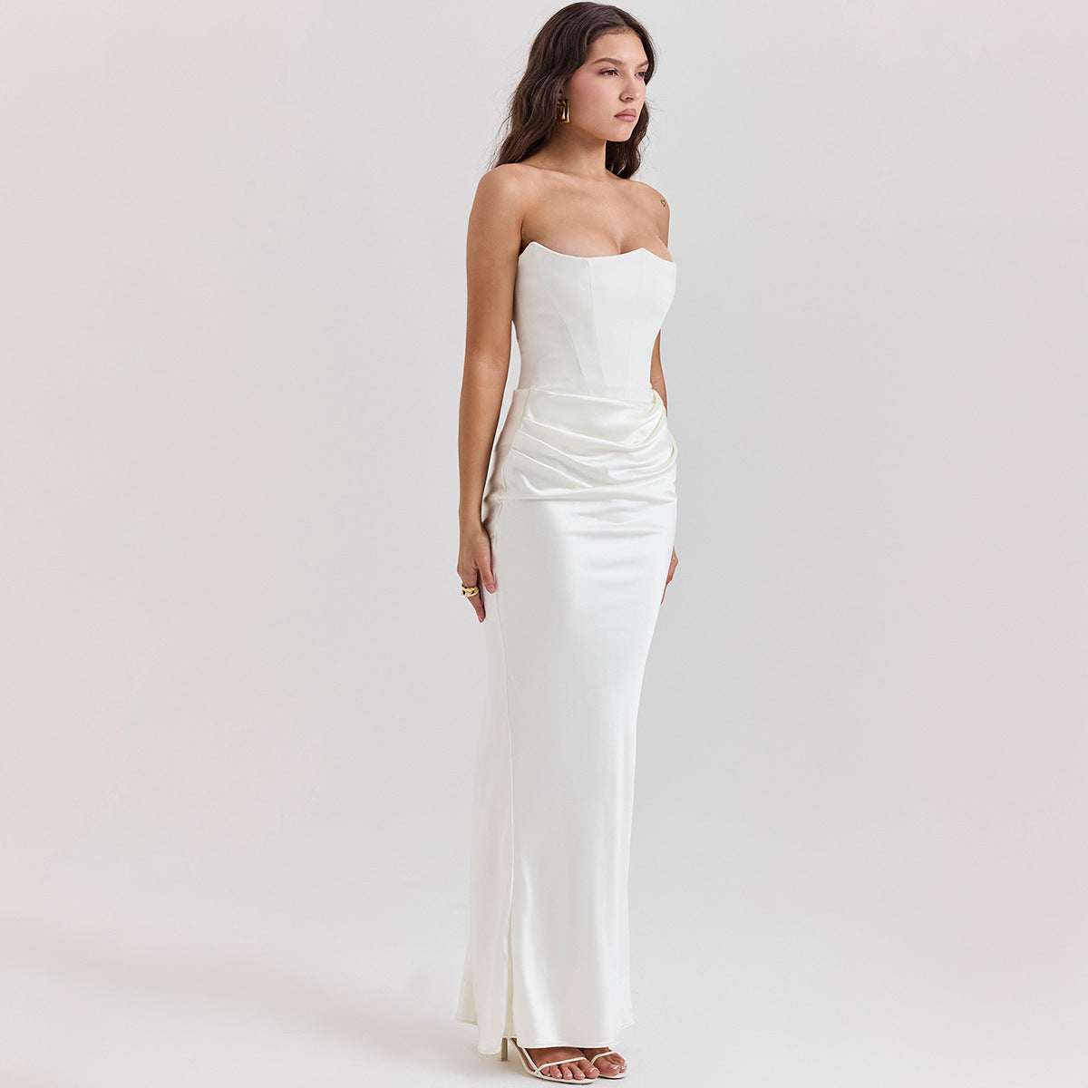 Chique Strapless Maxi Jurk met Corset Bodice
