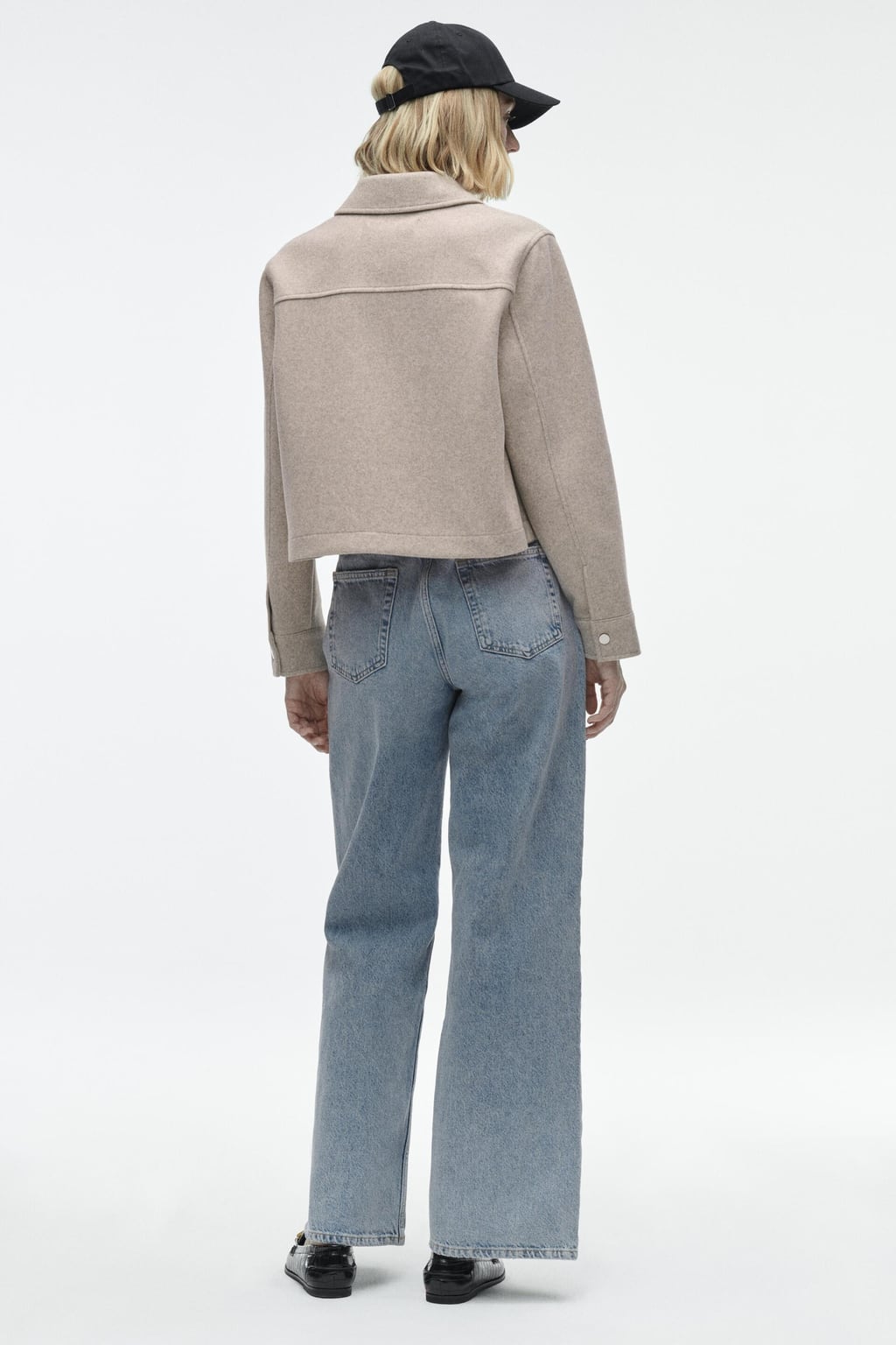 Beige Wolmix Cropped Jas - Stijlvol & Veelzijdig