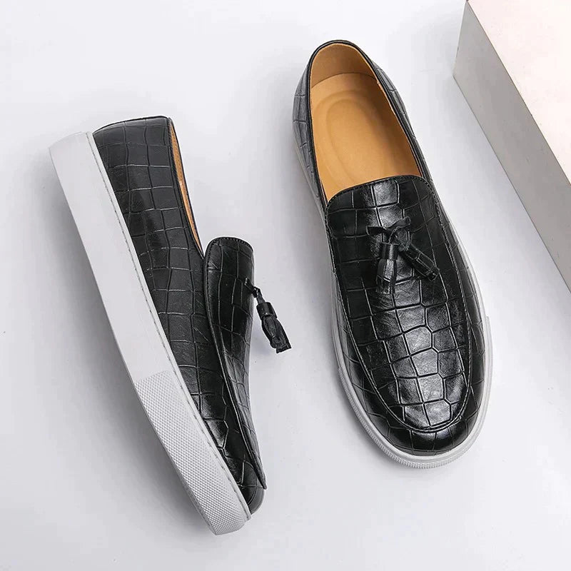 Moderne Heren Loafers: Croco Print & Tassel Detail