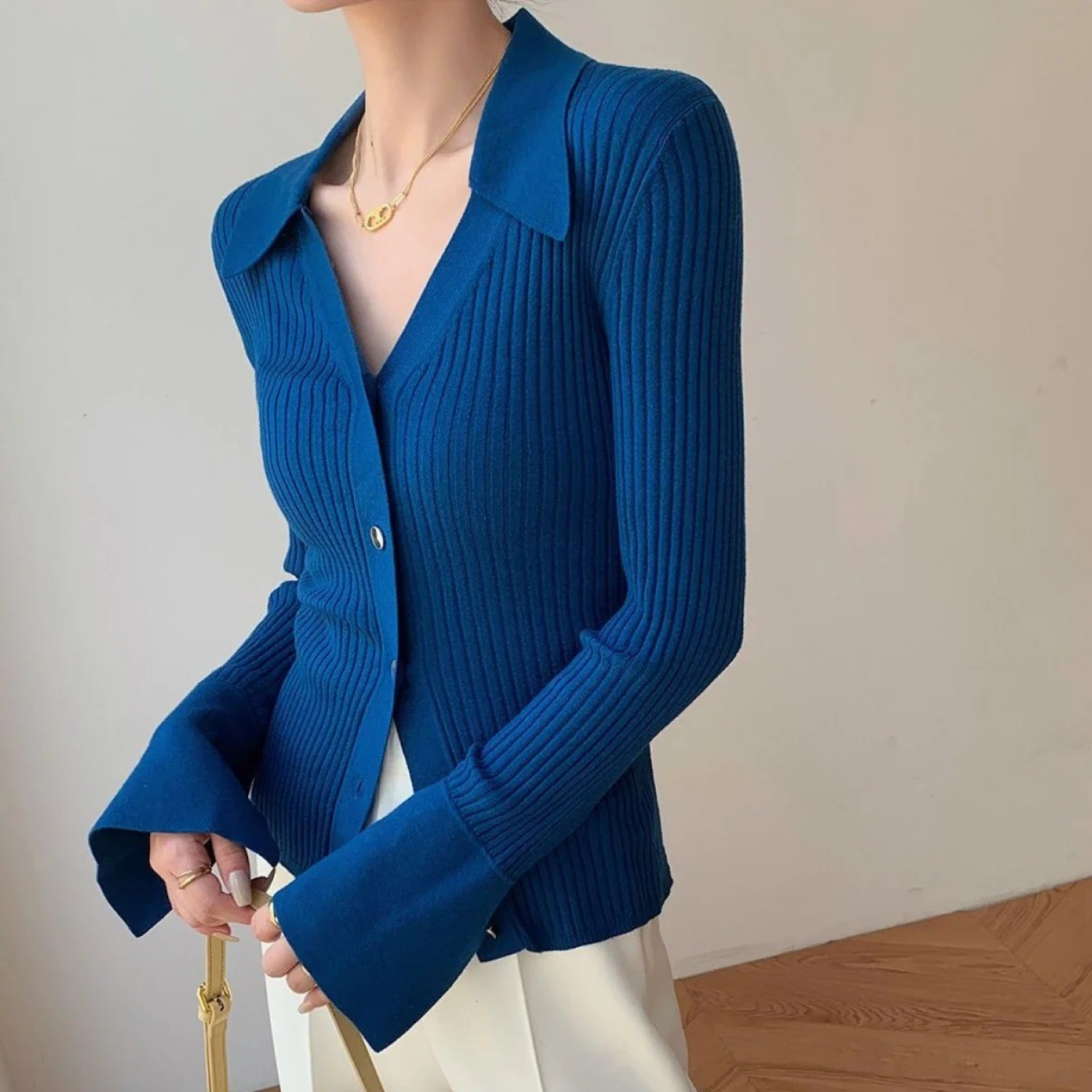 Stijlvol Gebreid Vest met V-hals en Bell Sleeves